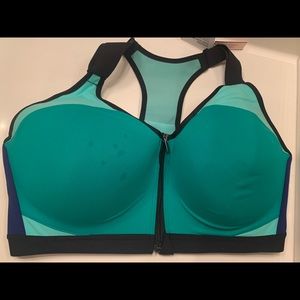 NWT Victoria’s Secret Turquoise Sports Bra